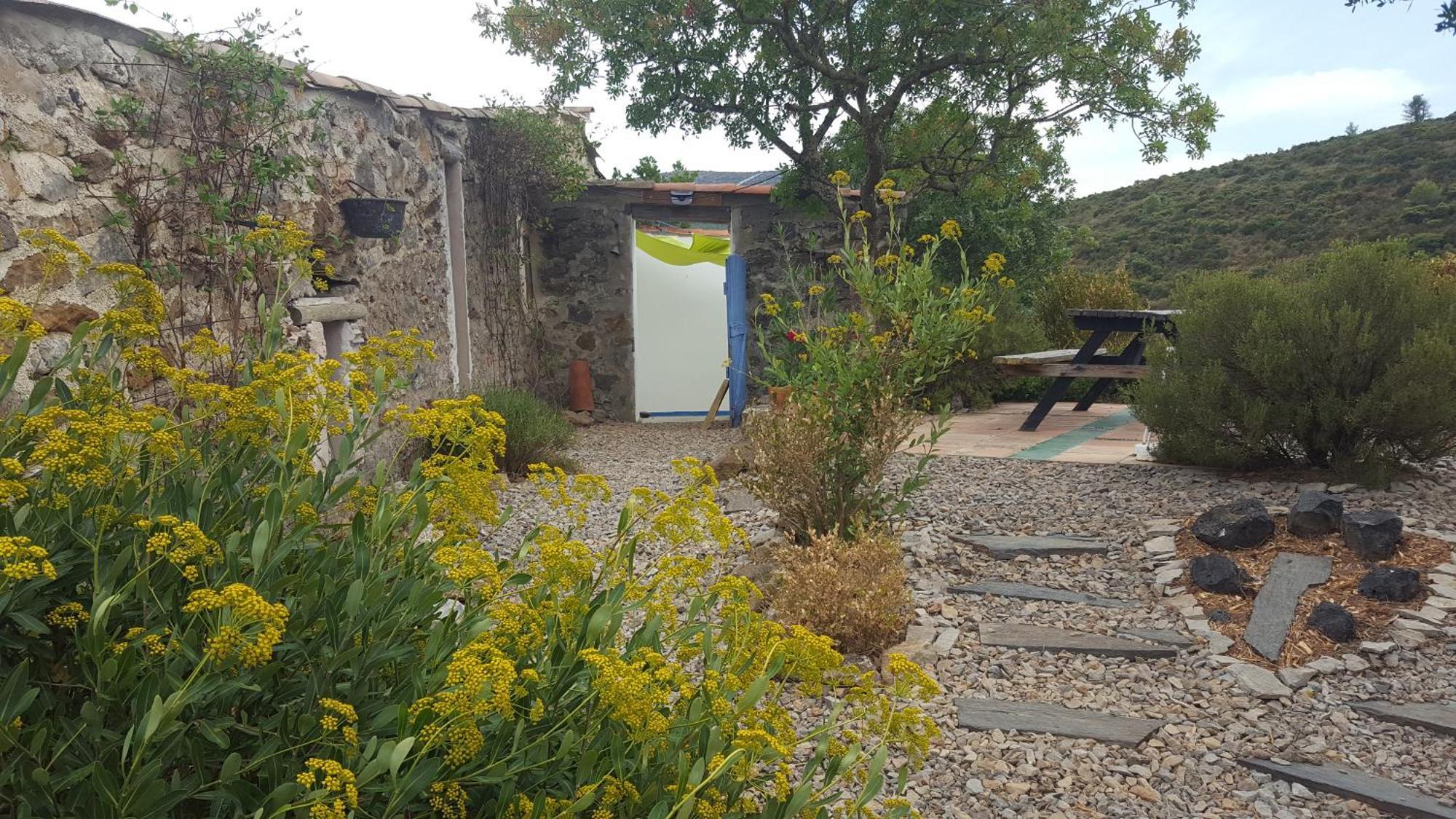 Gite Dans Ancienne Bergerie En Pleine Garrigue Fraisse-des-Corbieres Екстер'єр фото